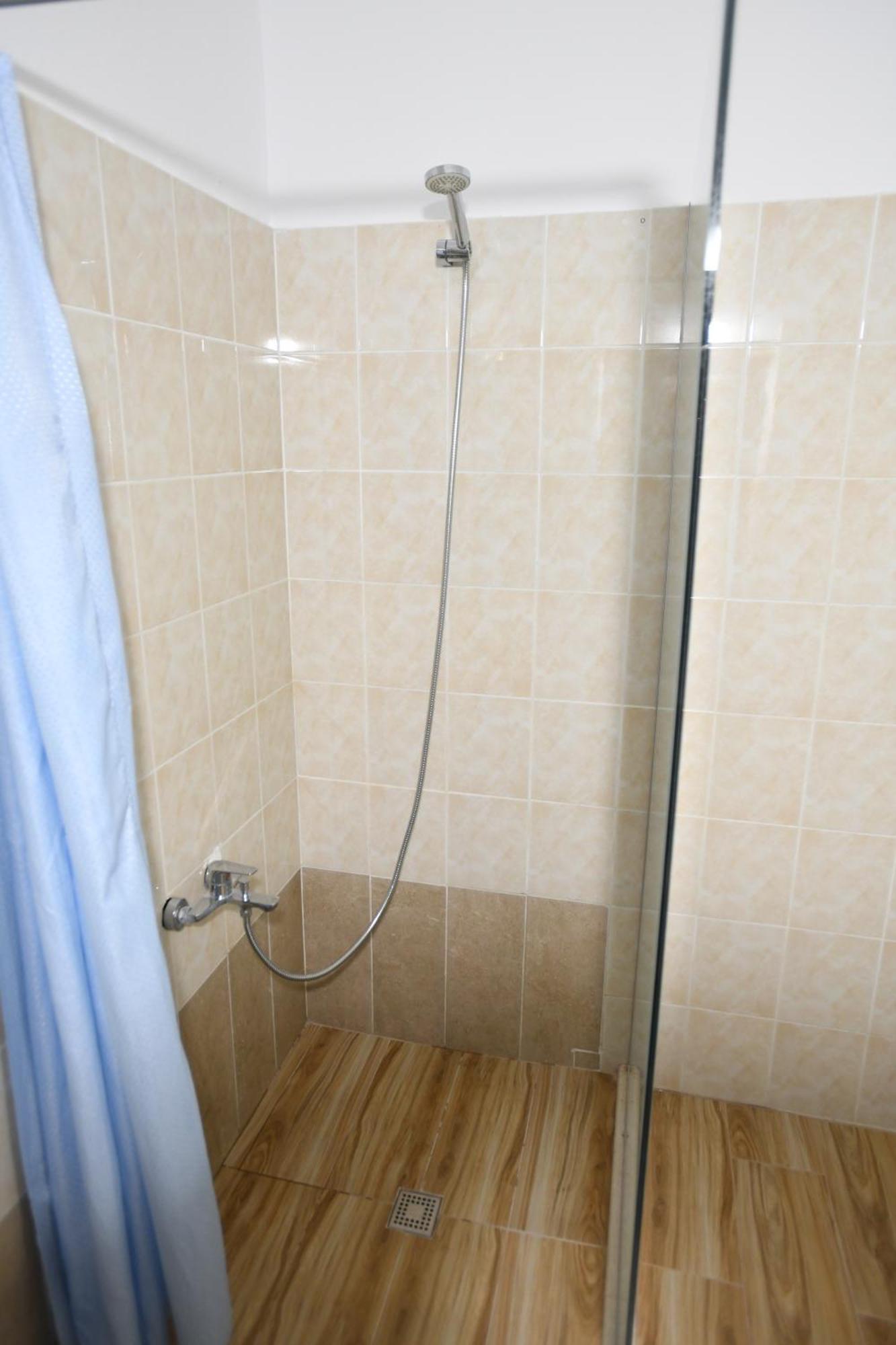 Guest House Luli Berat Exterior photo
